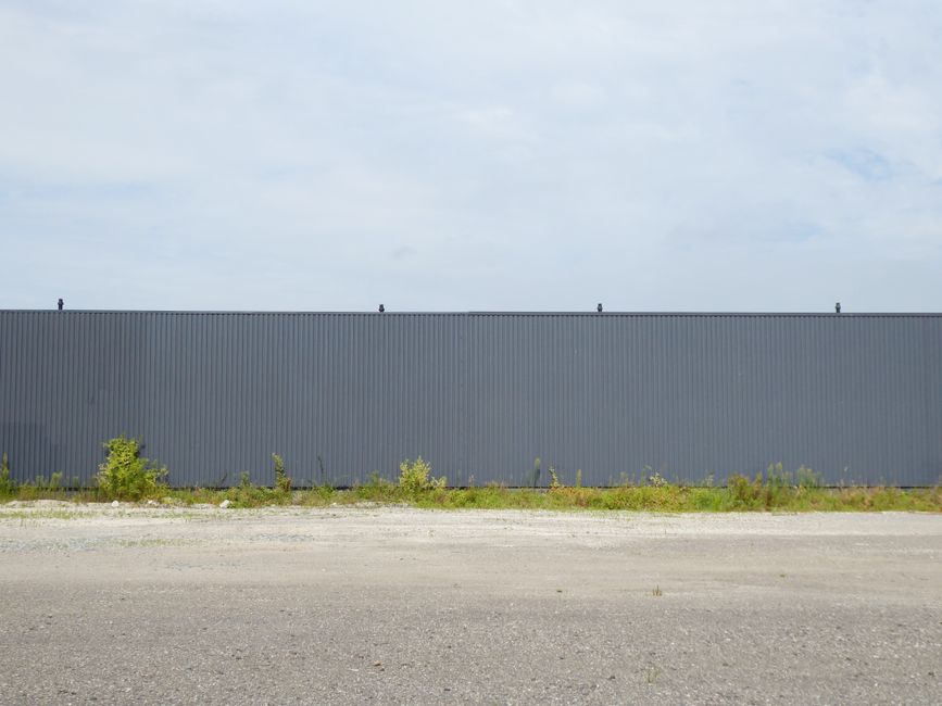 Industrial perimeter fence