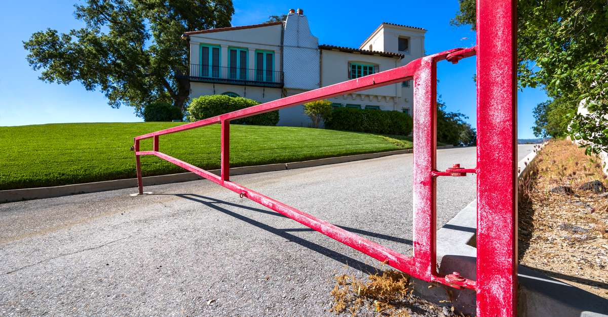 Iron driveway gate